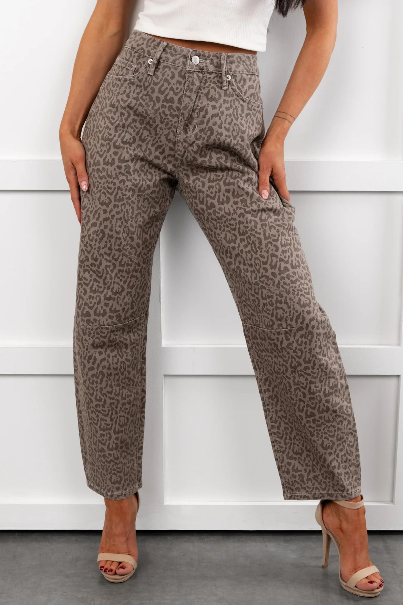 Odin Leopard Barrel Mica Denim Jeans (Ash Brown) - Image 2