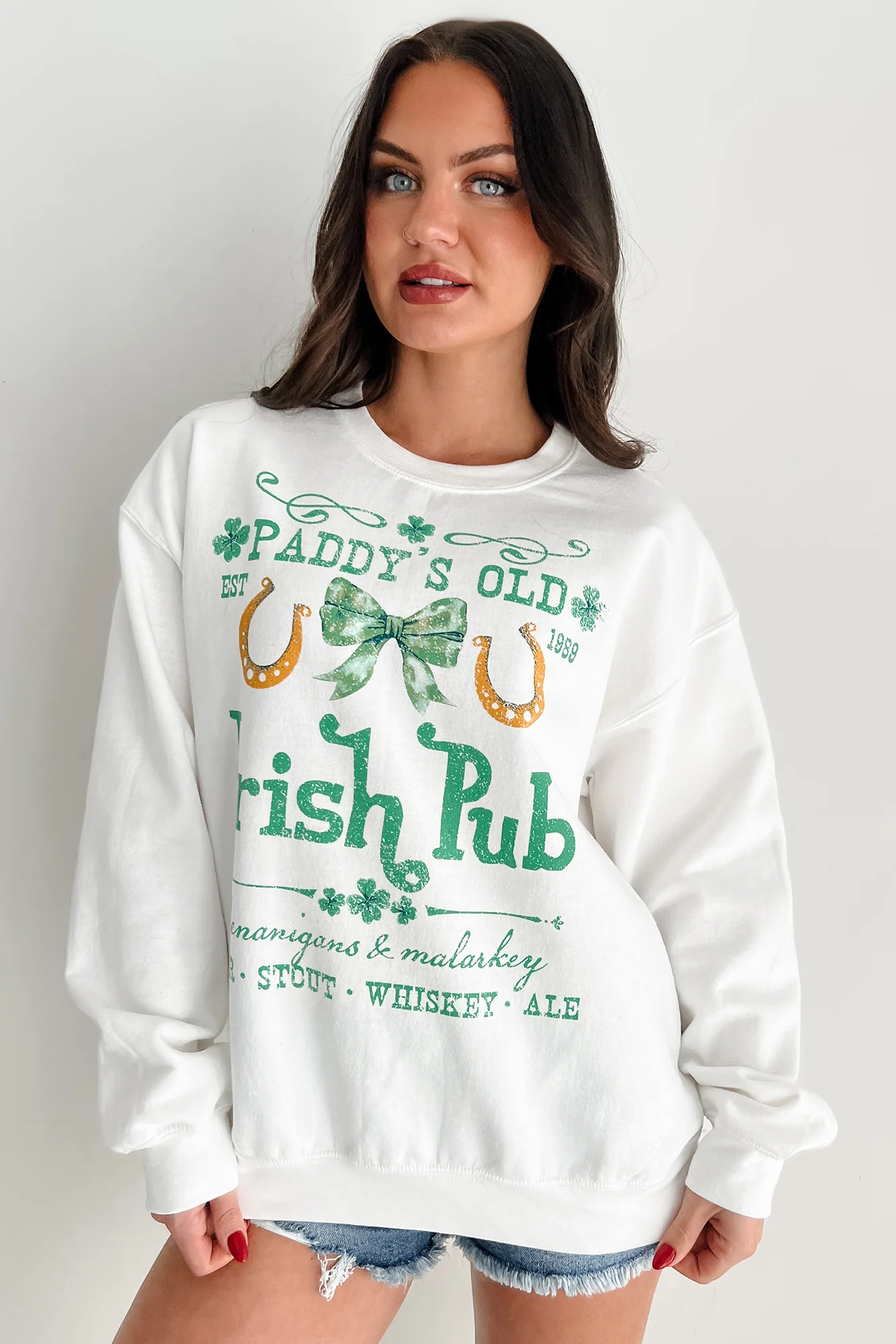 Paddy's Irish Pub Graphic Sweatshirt (White) - Image 3