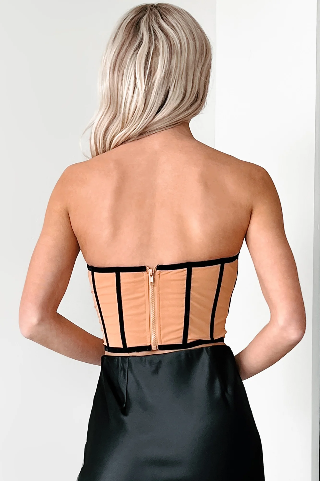 Skipping The Line Velvet Mesh Corset Top (Nude) - Image 4