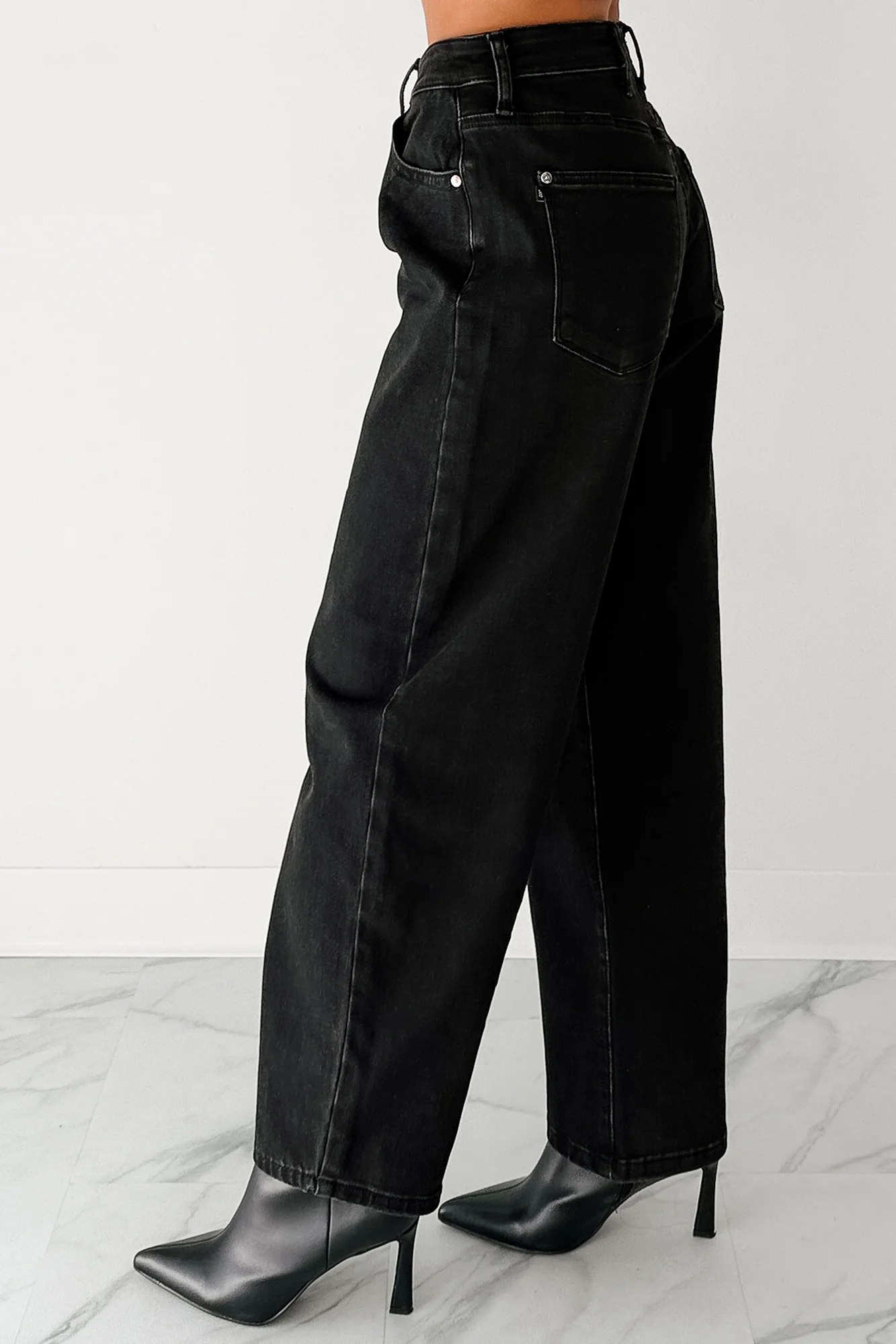 Sophia High Rise Judy Blue Washed Barrel Jeans (Black) - Image 4