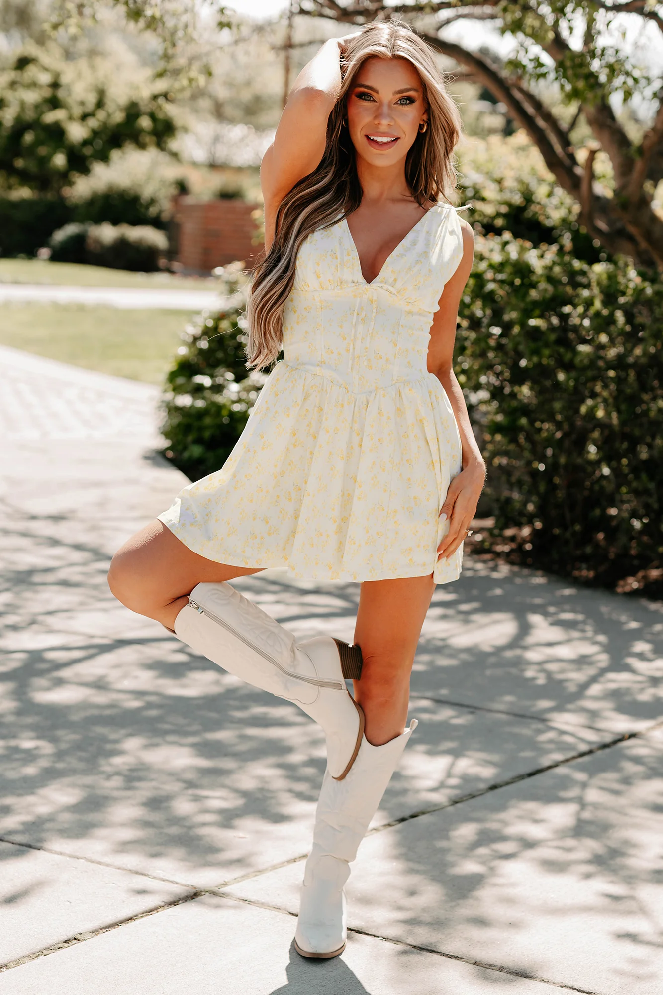 Stop & Bloom Sleeveless Floral Mini Dress (Yellow) - Image 9
