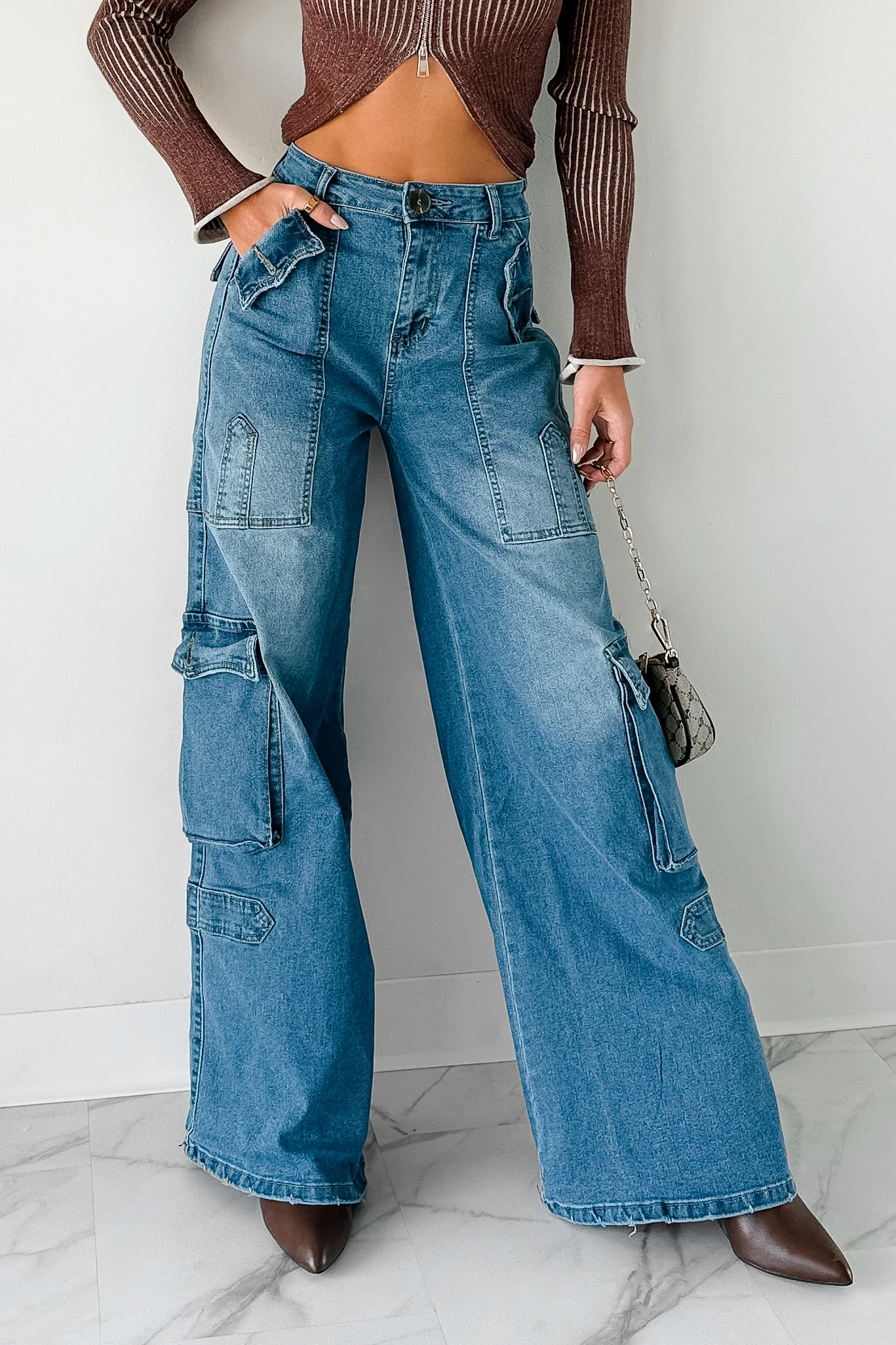 Susan Wide Leg Balboa Cargo Jeans (Medium) - Image 6