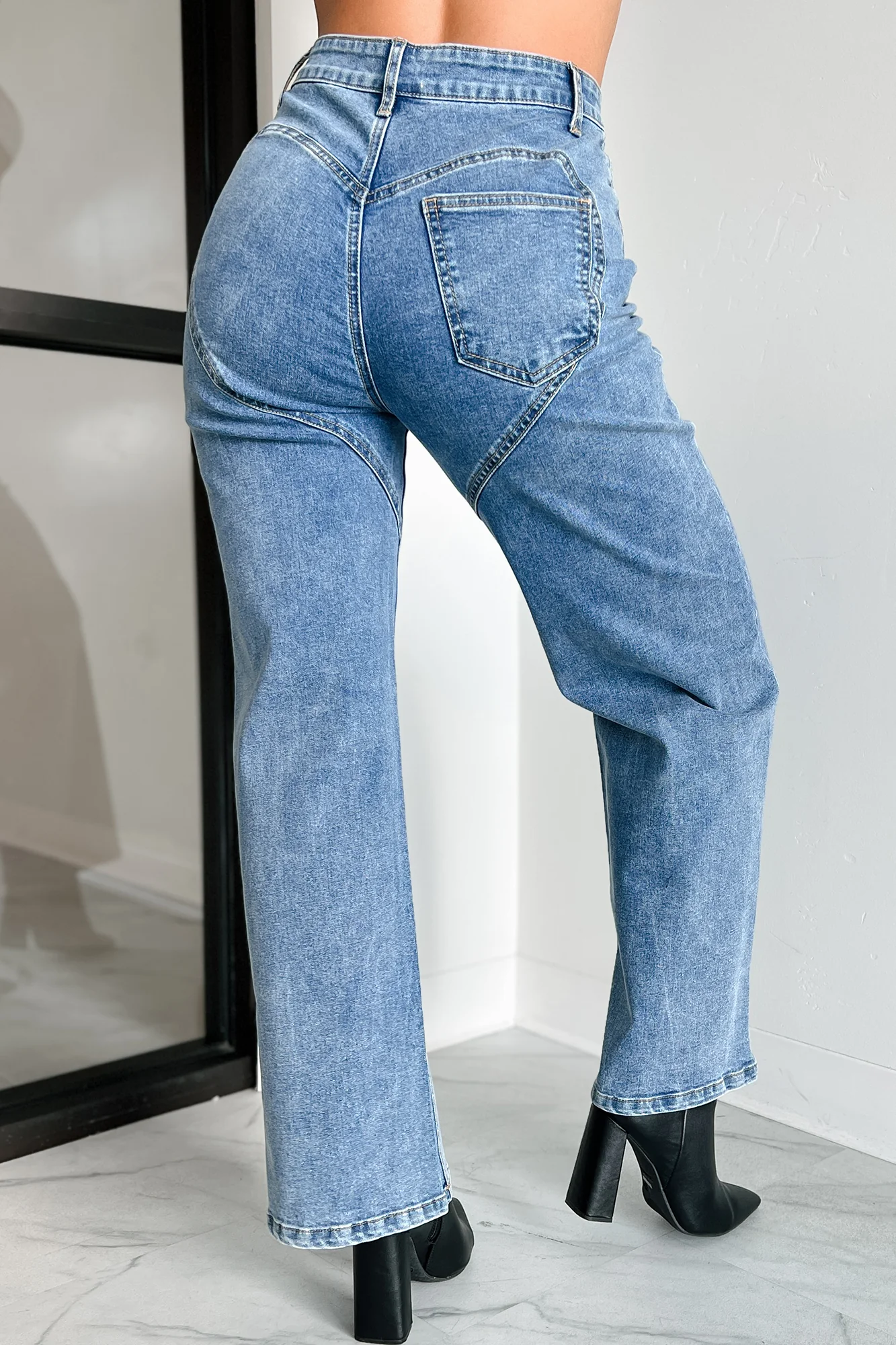 Tyelee NanaMacs Original Non-Distressed Wide Leg Jeans (Medium Wash) - Image 5