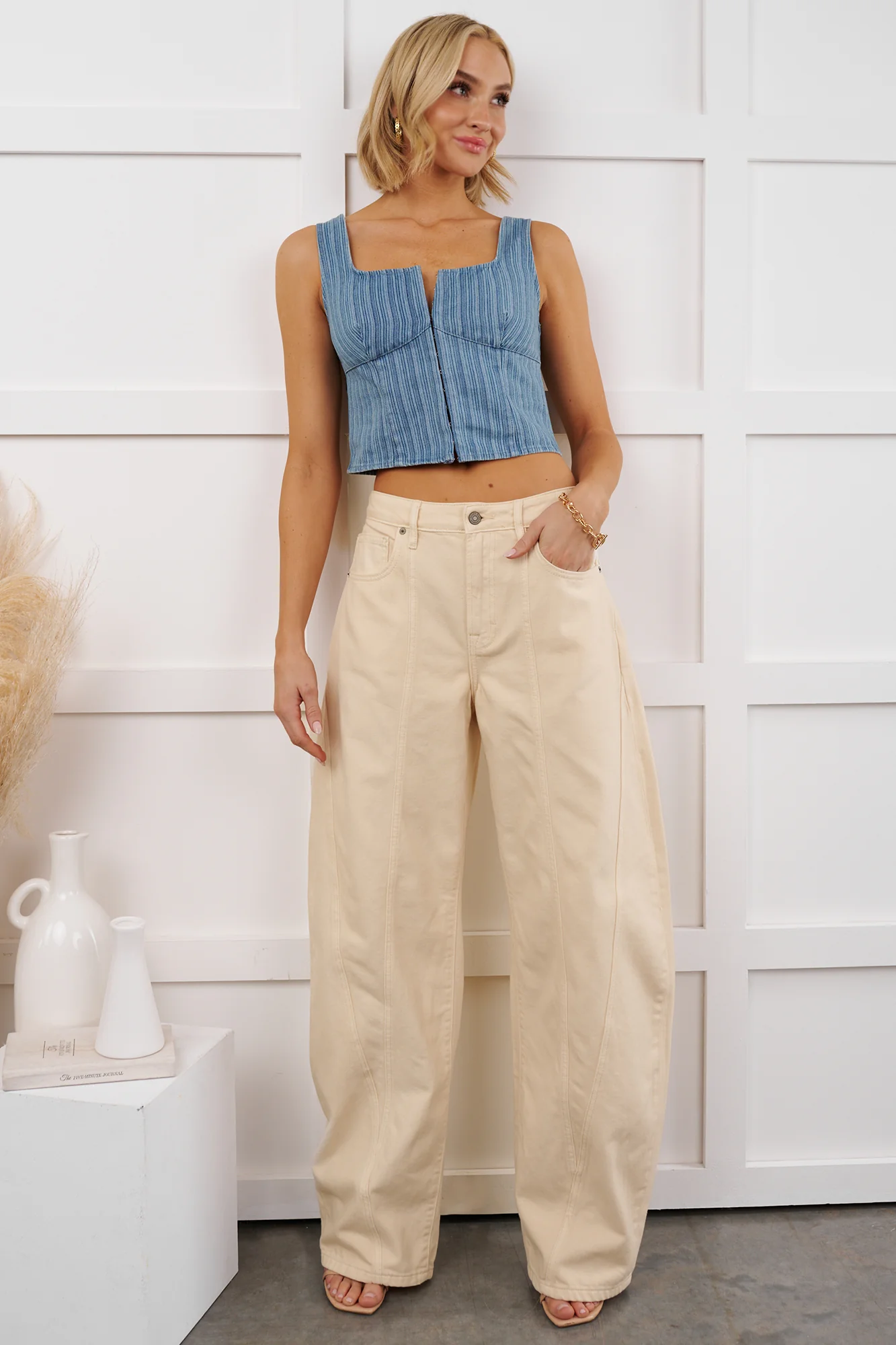 Ventura High Rise Barrel Hidden Jeans (Ecru)