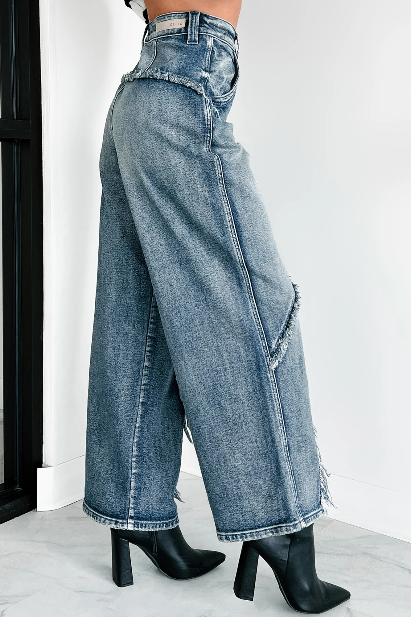Vernon High Rise Frayed Edge Cello Skater Jeans (Tint) - Image 3
