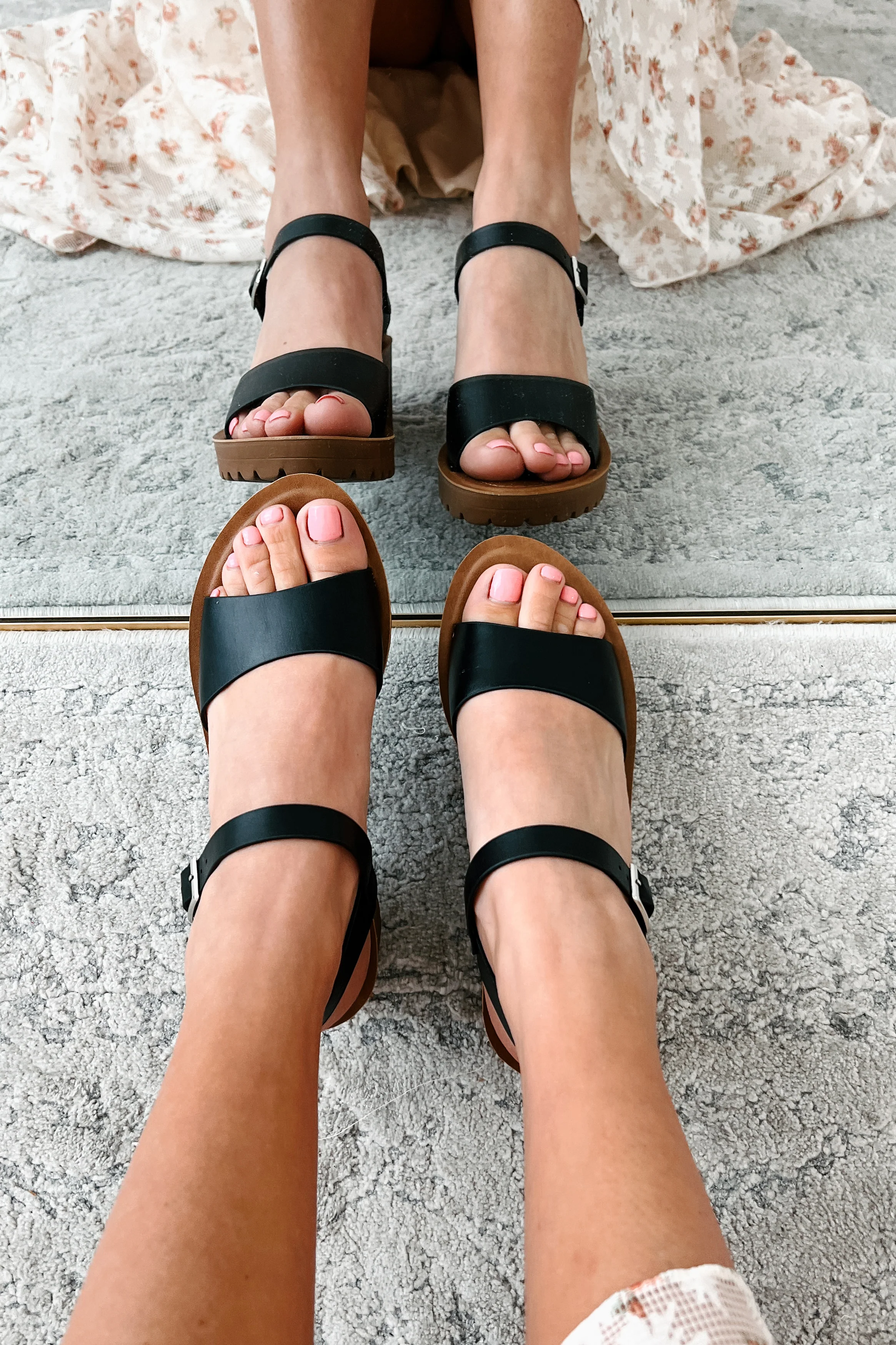 Walking On Air Open Toe Chunky Heel Sandals (Black) - Image 4