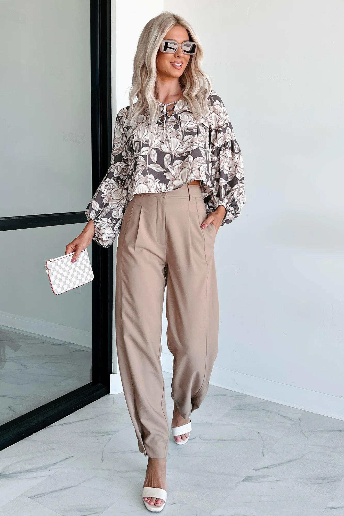 Working Late Pleated Buttoned Cuff Pants (Latte) - Image 6