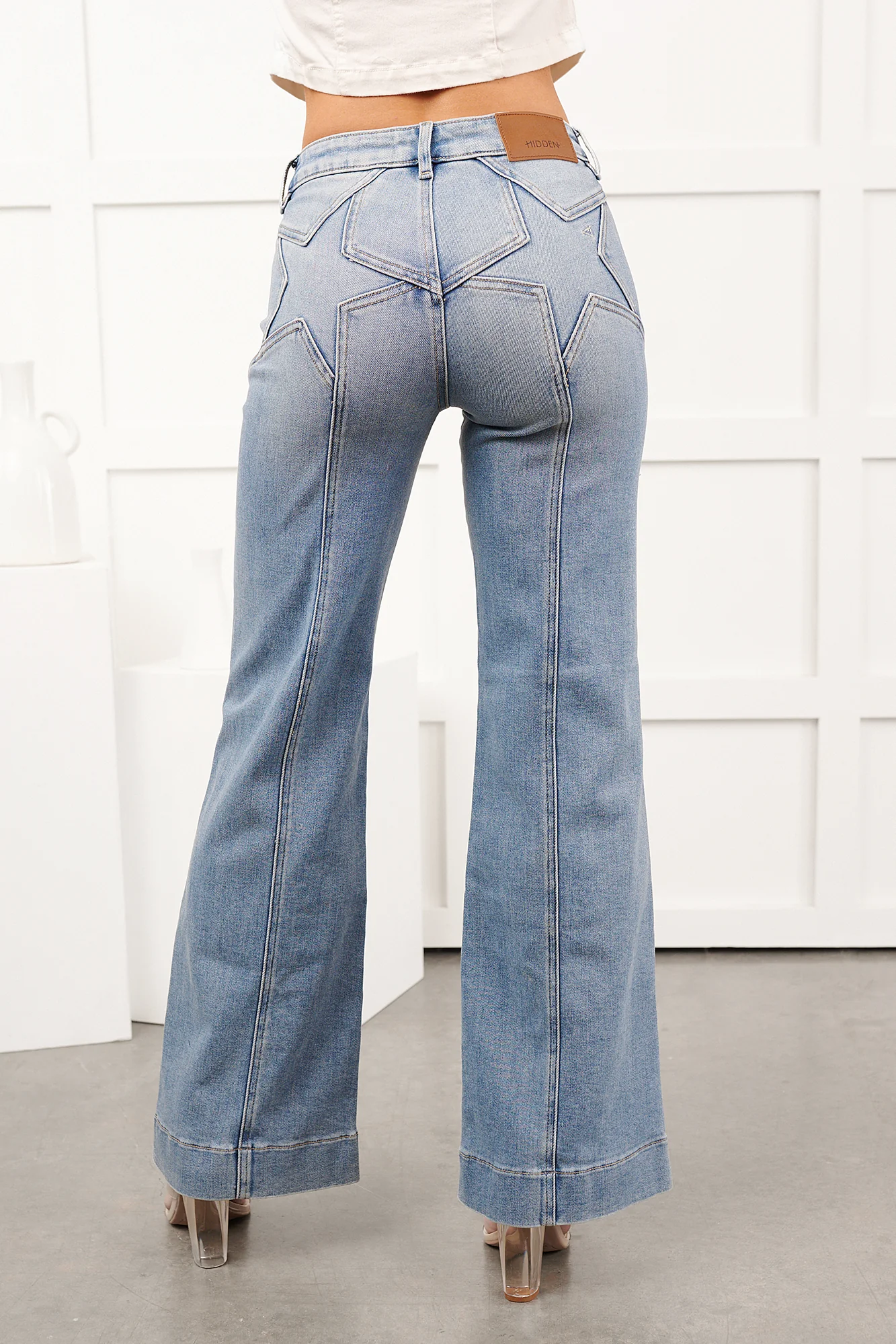 Wrigley Hidden Premium Mid Rise Star Detail Comfort Flare Jeans (Light) - Image 5